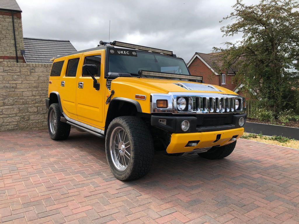 HUMMER H2 (2004)