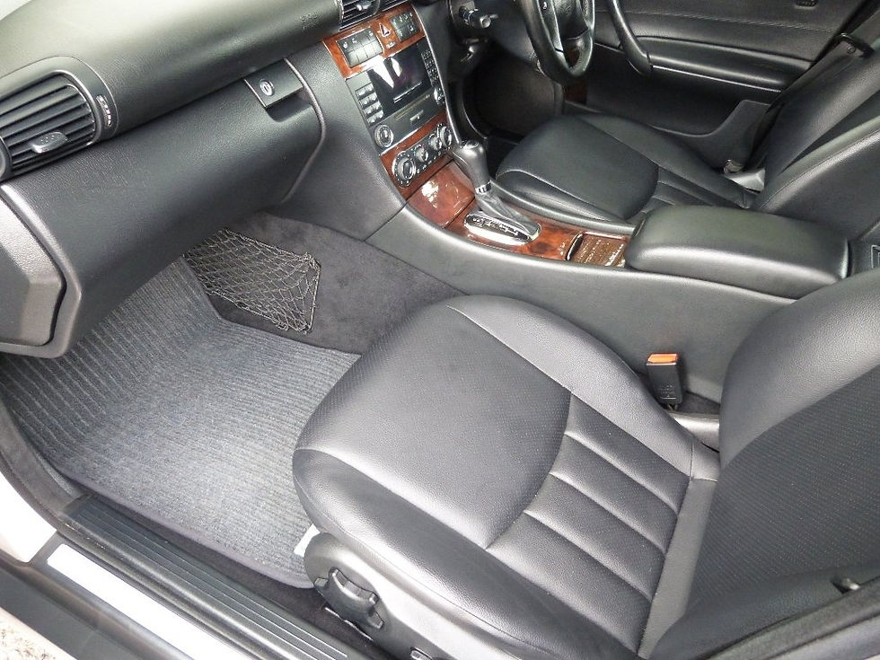 Thumbnail: MERCEDES BENZ C220 (2007)