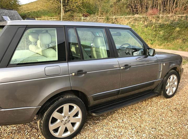 Thumbnail: Land Rover RANGE ROVER VOGUE (2007)