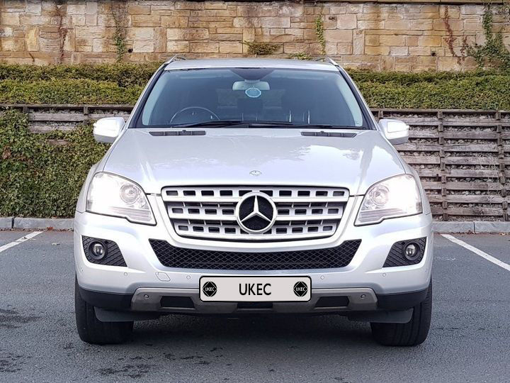 Thumbnail: MERCEDES BENZ ML300 (2009)