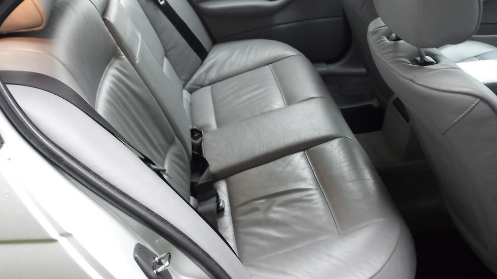 Thumbnail: BMW 318i (2001)