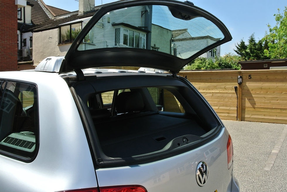 Thumbnail: VOLKSWAGEN Touareg (2004)