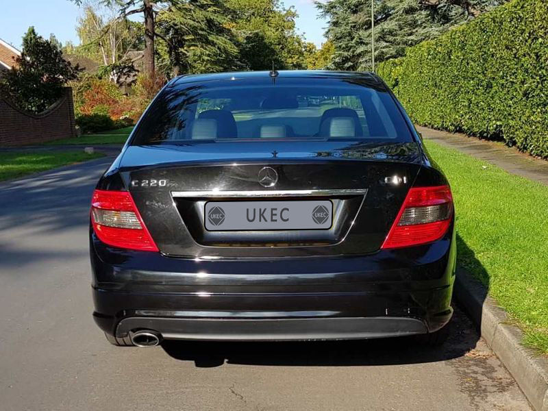 Thumbnail: MERCEDES BENZ C220 (2008)