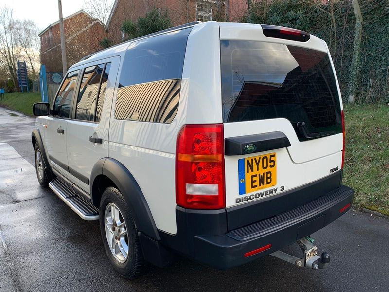 Thumbnail: Land Rover DISCOVERY 3 (2005)