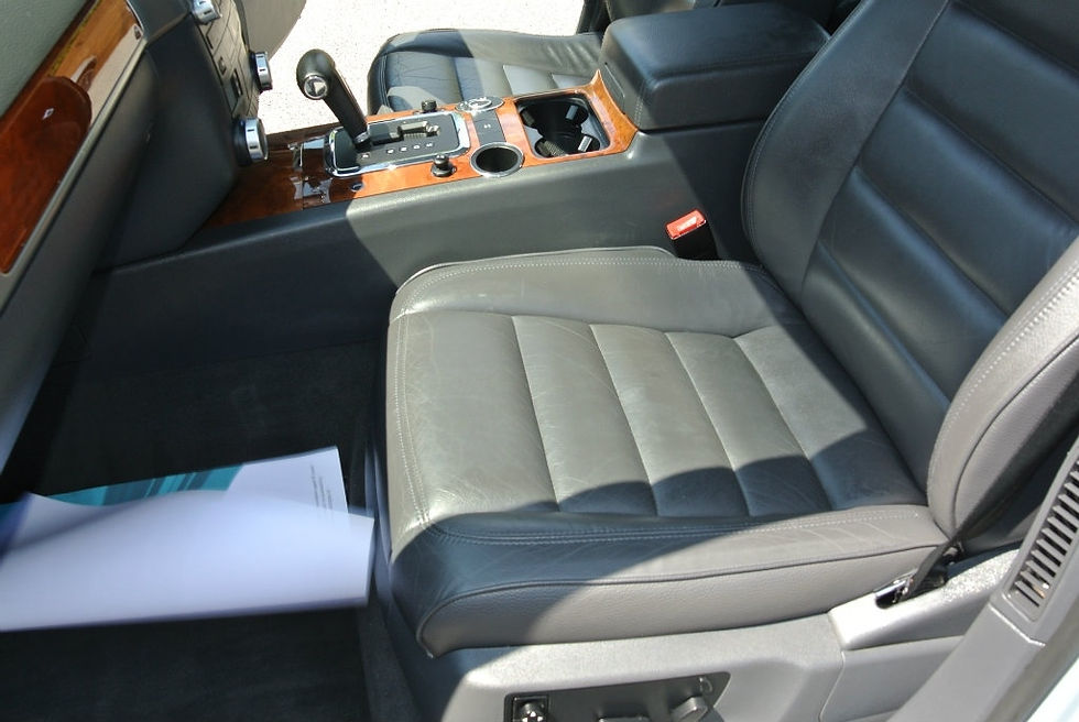 Thumbnail: VOLKSWAGEN Touareg (2004)