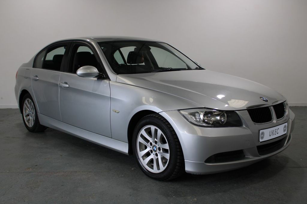 BMW 318i (2007)