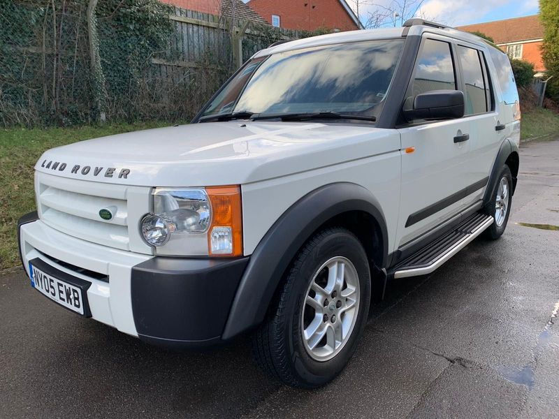 Thumbnail: Land Rover DISCOVERY 3 (2005)