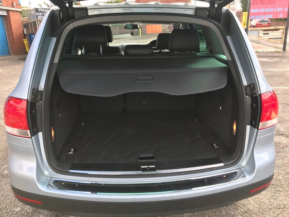 Thumbnail: VOLKSWAGEN Touareg (2006)