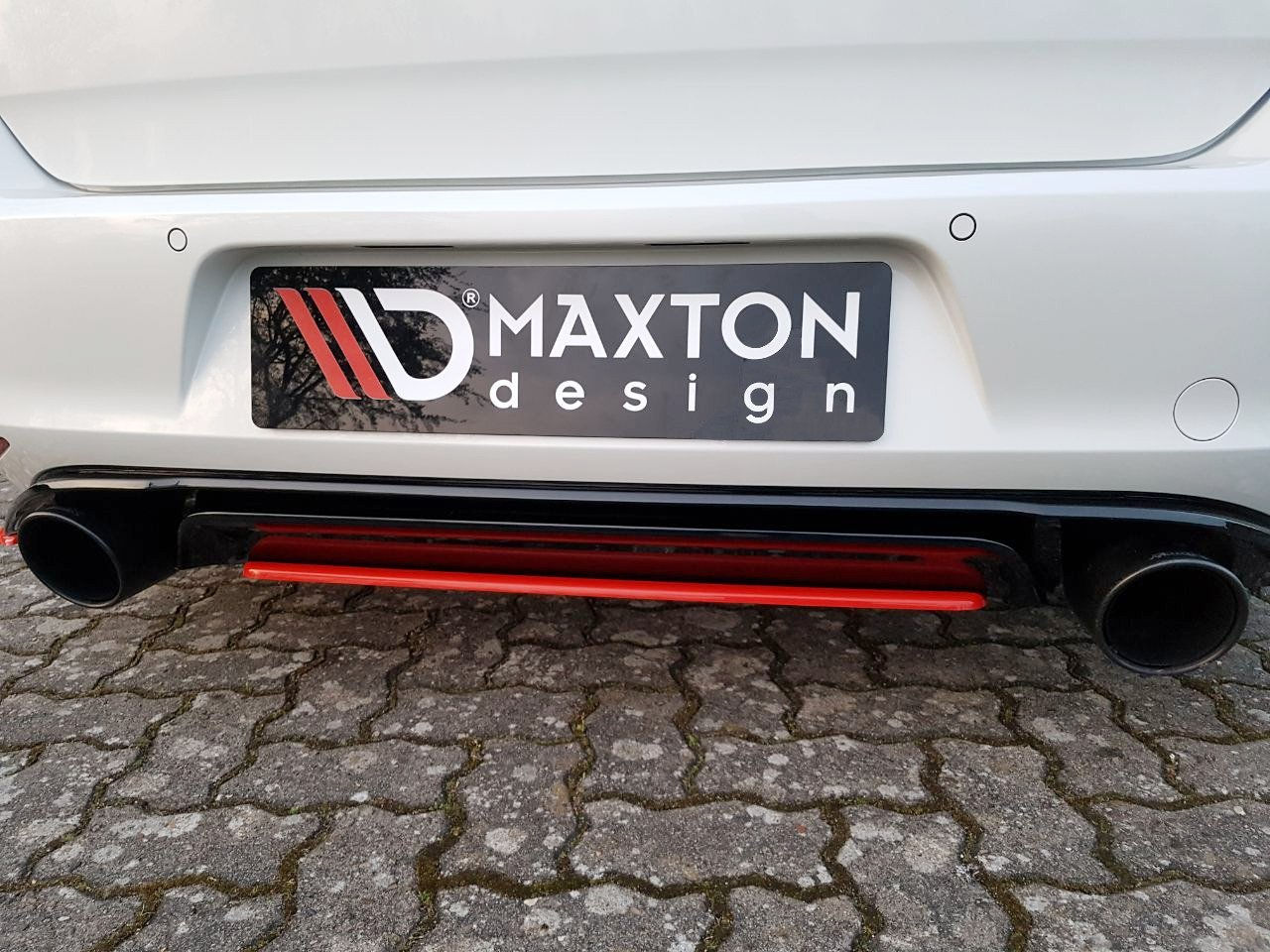 CENTRAL REAR SPLITTER VW GOLF MK7 GTI CLUBSPORT