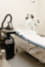 Medical laser equipment and treatment bed in the Western Skin Institute clinic