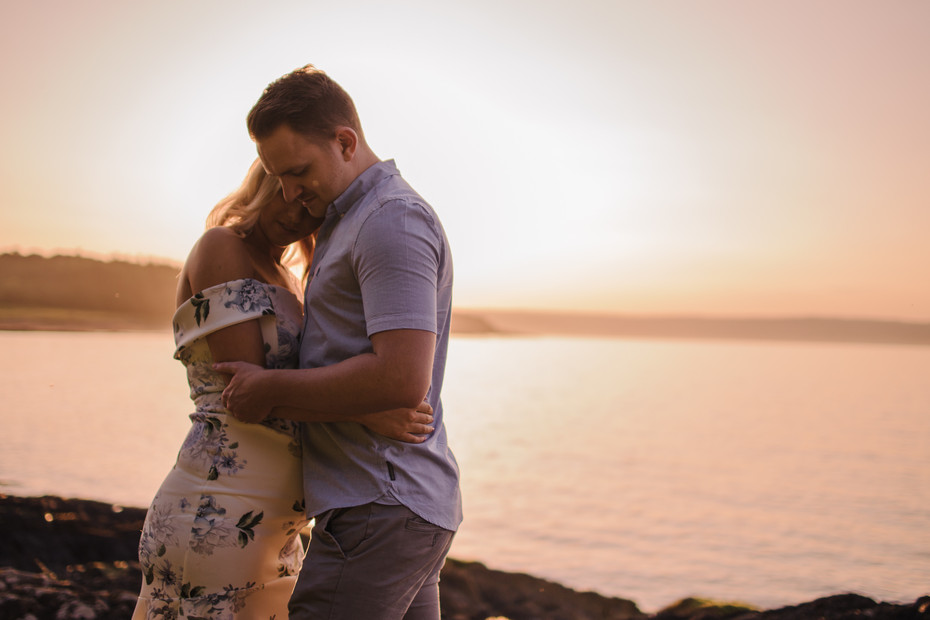 coast-couples-session-northern-ireland.jpg