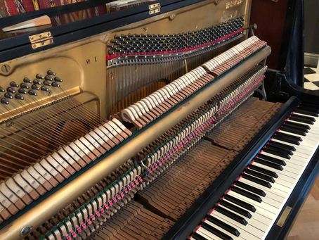Piano droit Horugel