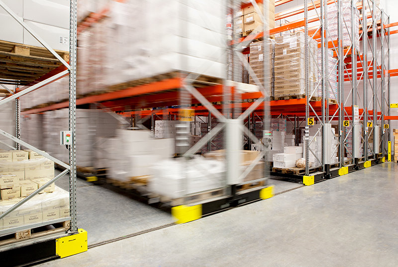 SSI Schaefer mobile rack system for BakeArt