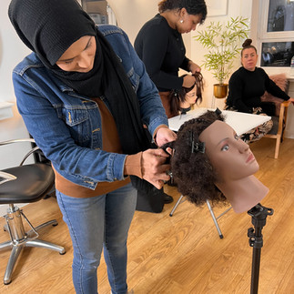 Small group braid workshop in Glasgow Scotland