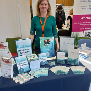 „Irgendwann ist jetzt“ – Mein erster Messeauftritt zwischen Herzklopfen und Heldinnenmut