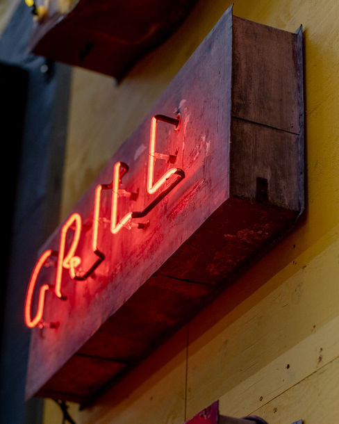 GRILL NEON SIGN