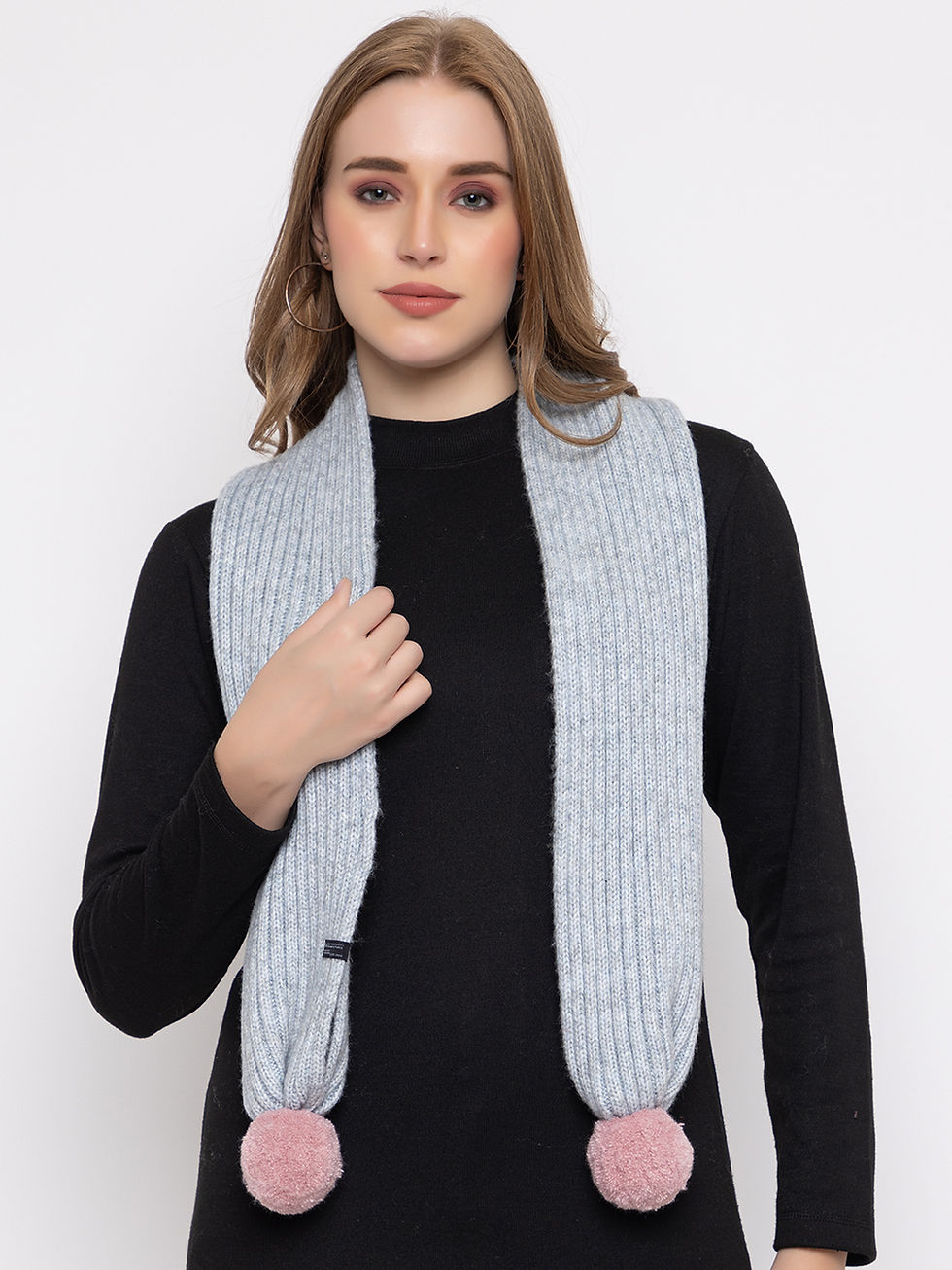 Thumbnail: 513 Women's Pom-Pom Muffler