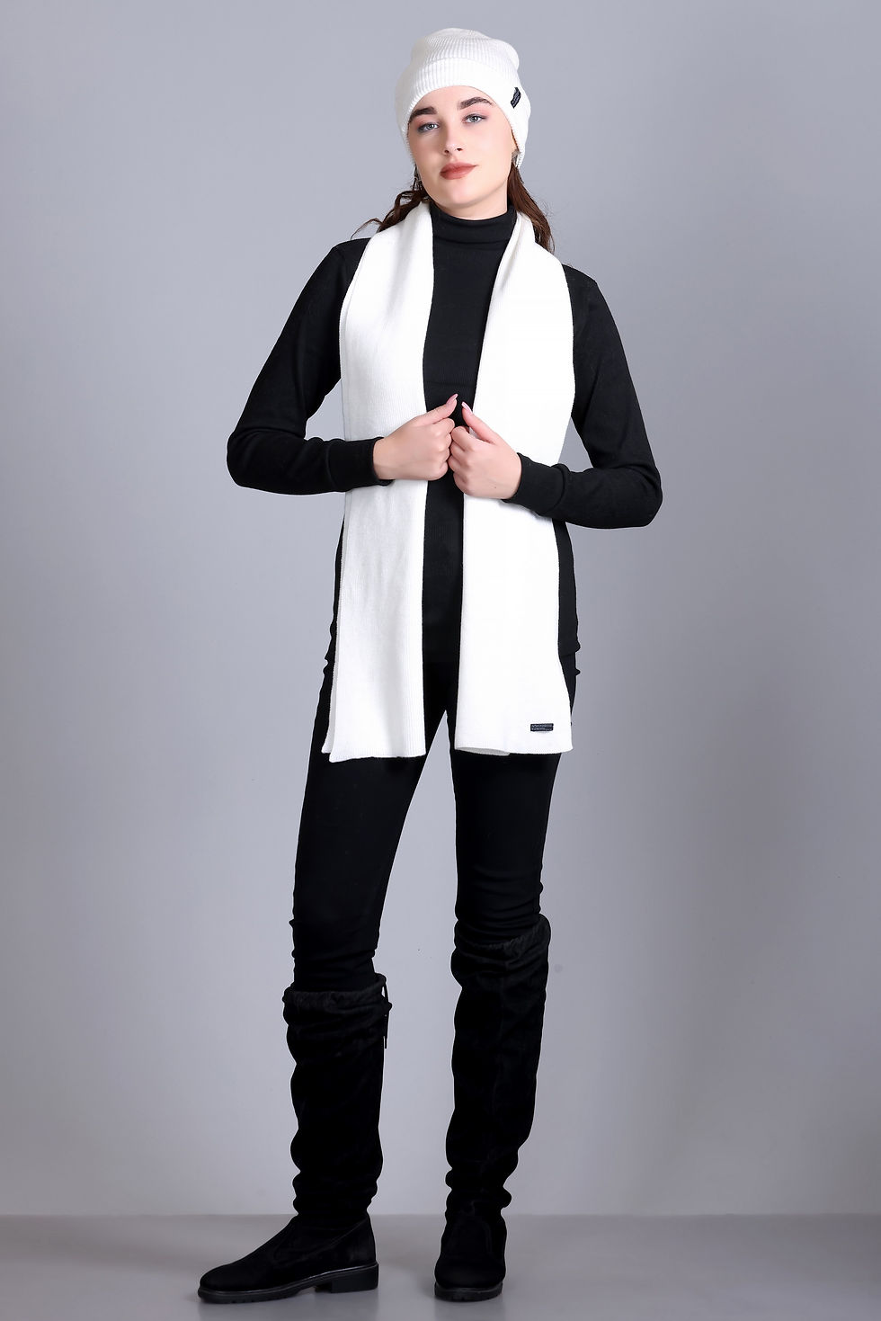 Thumbnail: 513's Solid Muffler-Cap Set for Women