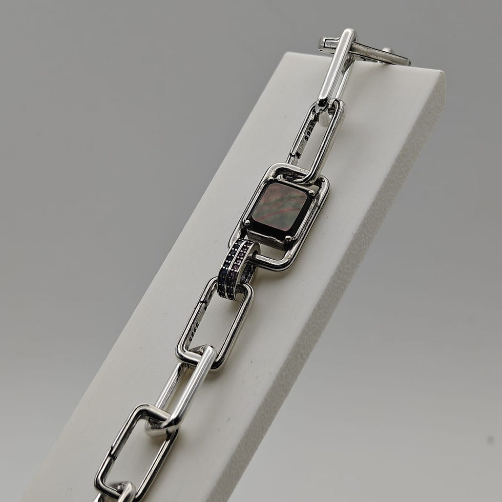 Bracelet charms argent 925 nacre de Tahiti foncée personnalisable_ Vue Zoom