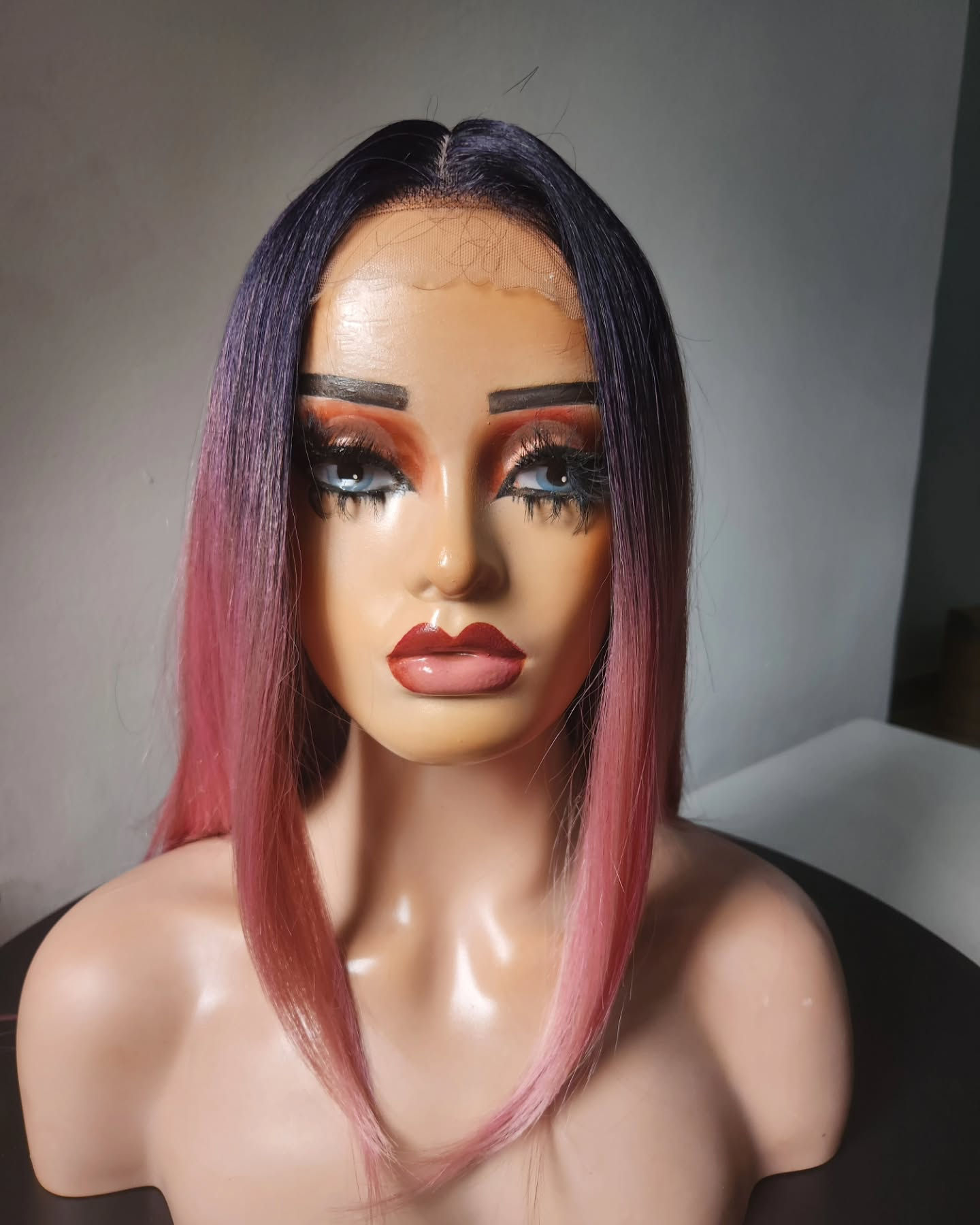 Ryat stunning ombre blue/pink synthetic hair(28-inches)
