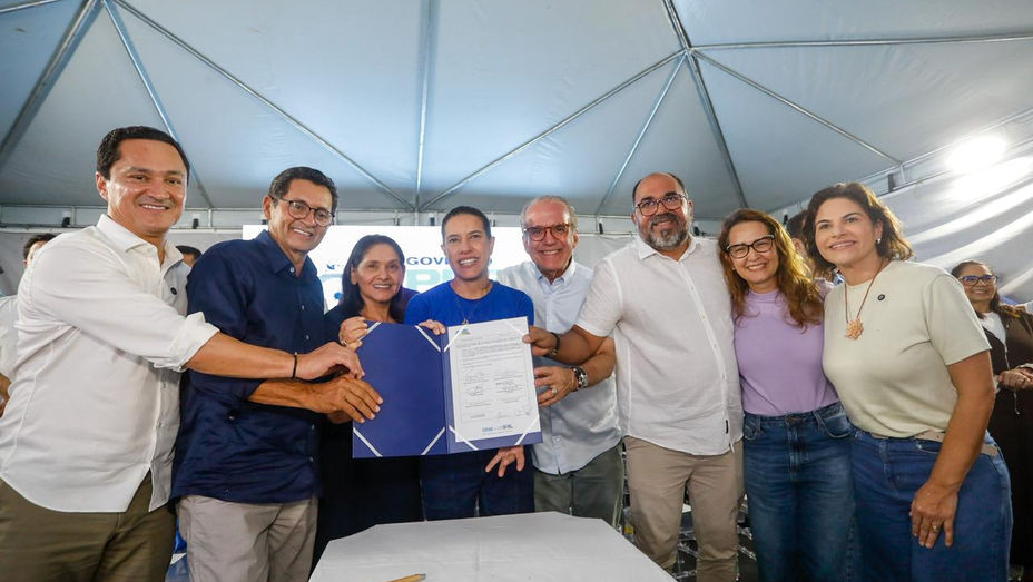 Em Quipapá, governadora Raquel Lyra entrega nova cozinha comunitária, autoriza construção de creche e fortalece o desenvolvimento urbano e rural do município