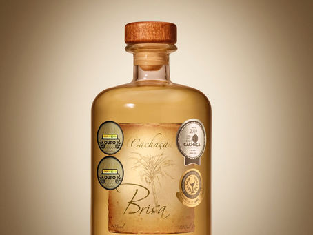 Brisa da Serra Destilaria: Alquimia, Ciência e a Busca pela Cachaça Artesanal Perfeita