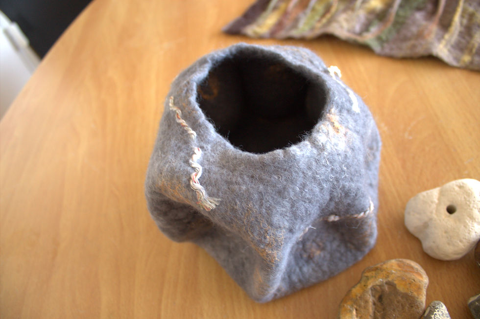 Thumbnail: Pebble 1, felt vessel, hovering view