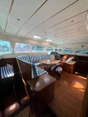 Panama boat rental yacht party catamaran on 43ft Lagoon VIP in Panama