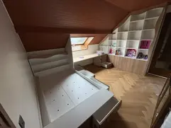 Amenagement chambre enfant deco sur mesure bureau etagere bibliotheque