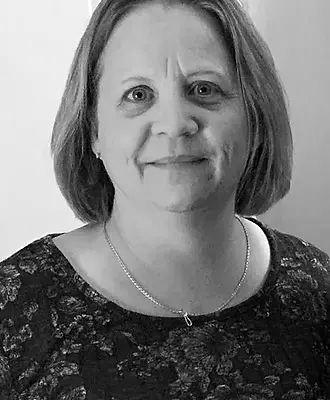 Lorraine Ciavola_edited.jpg