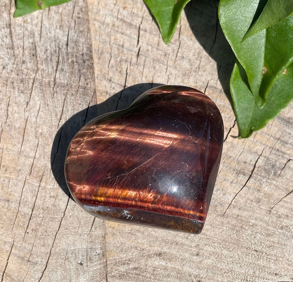 Thumbnail: Red Tiger Eye Hearts 