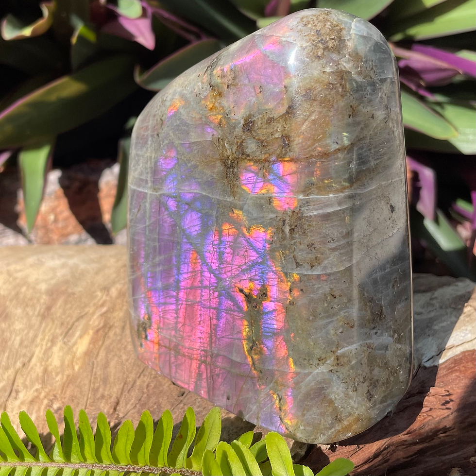 Labradorite free from - Purple flash
