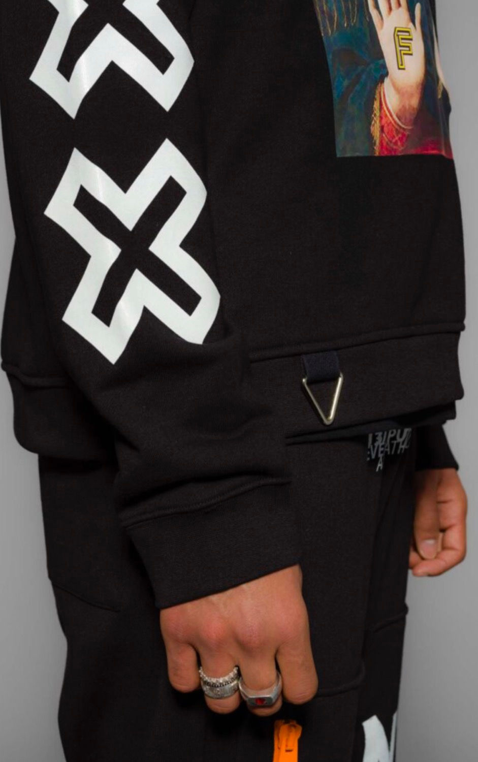 תמונה ממוזערת: CONFASHION