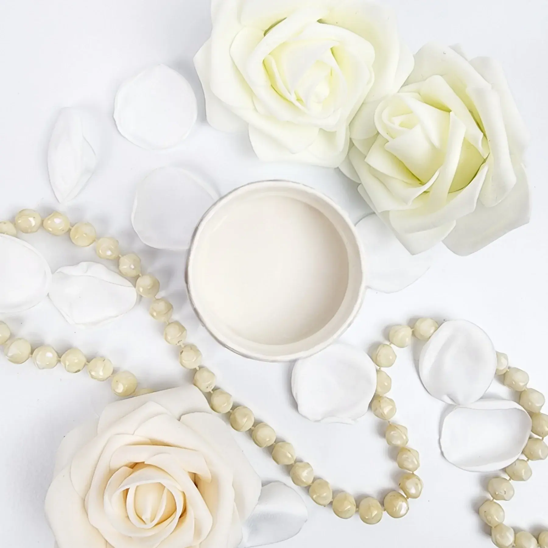 Mineral Paint Angelic surrounded by white roses and pearls