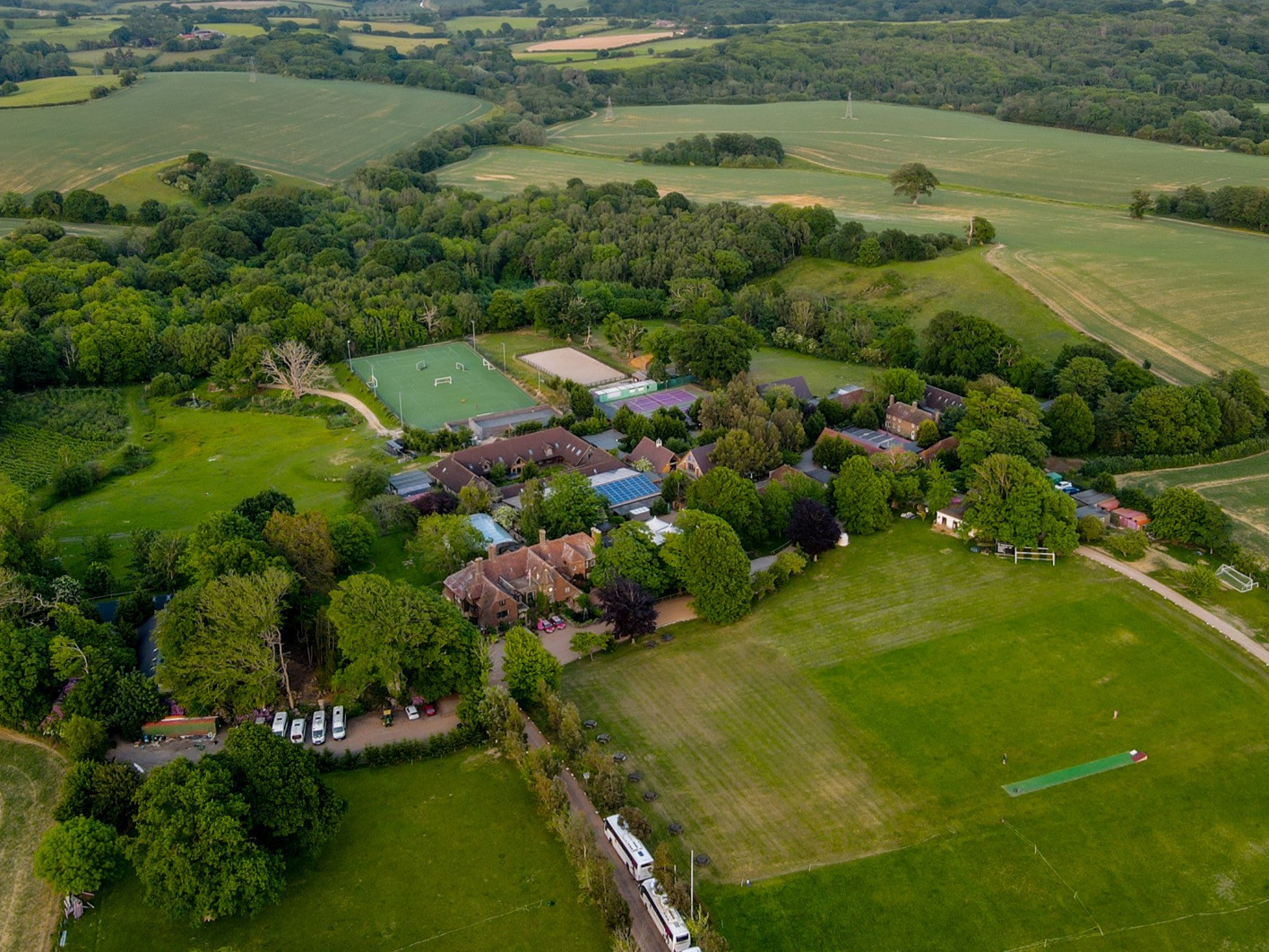 Buckswood Overseas Summer School (BOSS) summer camp in the UK Buckswood Overseas Summer