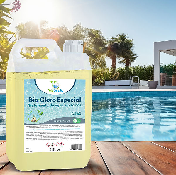 IMAGEM TRATAMENTO DE PISCINA_cloro copy.jpg