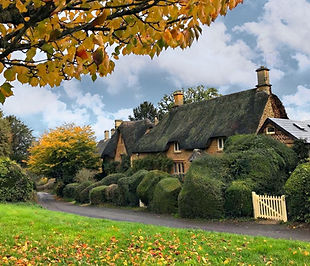 Cotswold Thatched Cottage Tour
