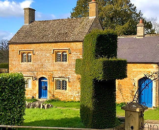 Visit hidden villages on your Cotswolds Guided Tour
