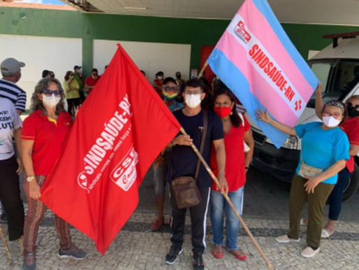 Profissionais da saúde promovem ato de greve no Hospital Tarcísio Maia