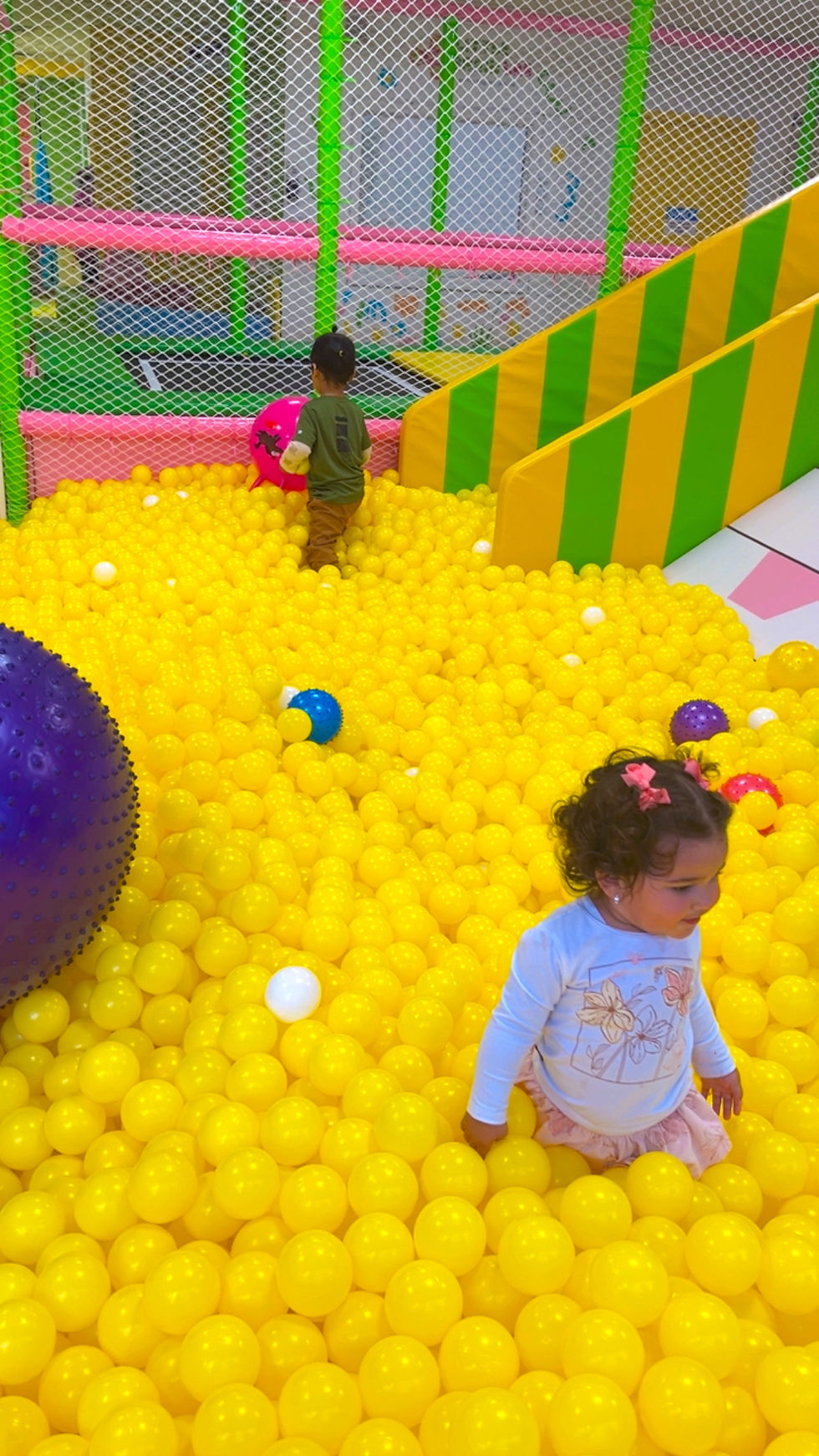 play and party at little brain lab