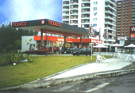 1994 – Construção do Posto de Serviços Marapendi - Texaco