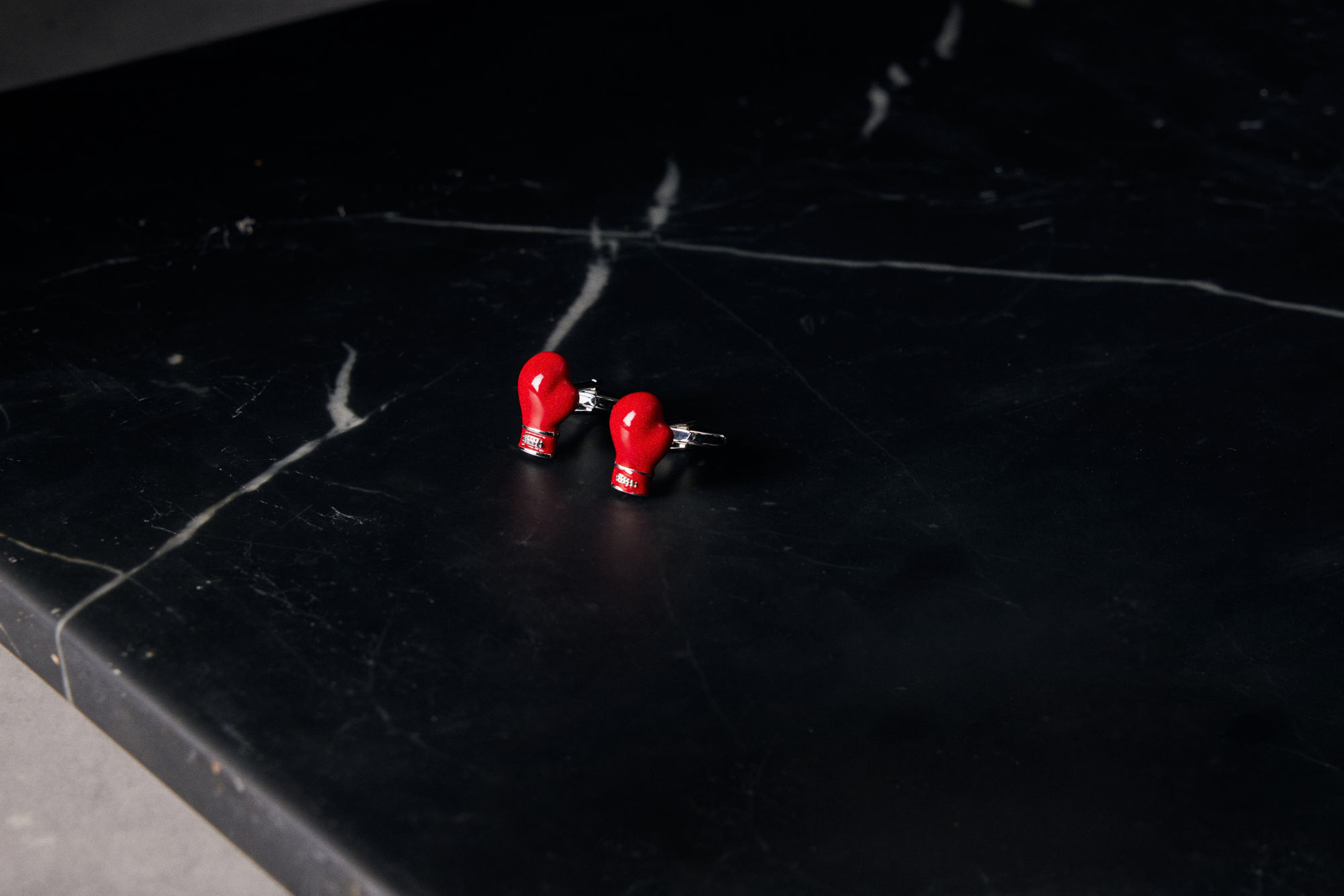 Cuff Link - H Gloves