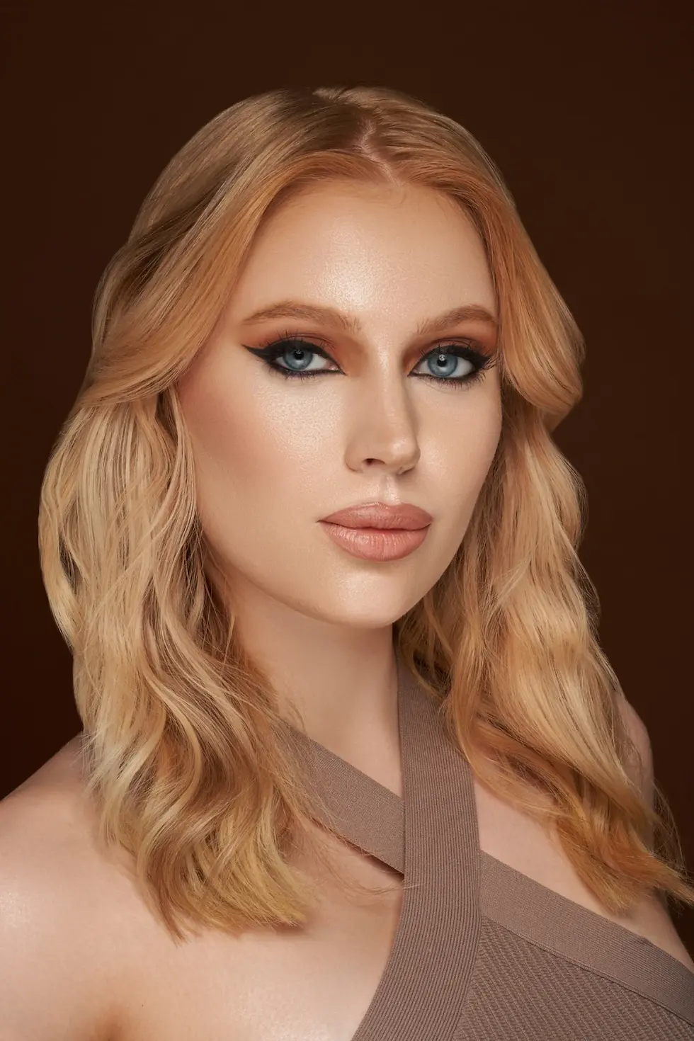 Miniatura: Danessa Myricks - Groundwork Palette Defining Neutrals