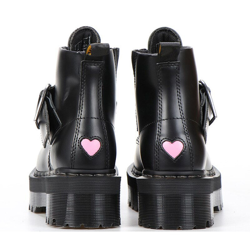 Thumbnail: 'D.lala' Gothic Pink Heart Boots