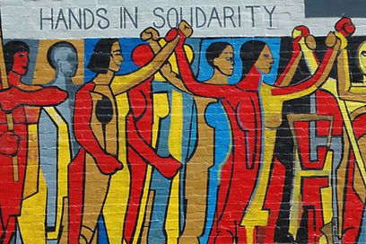 Wall painting with the topic of solidarity