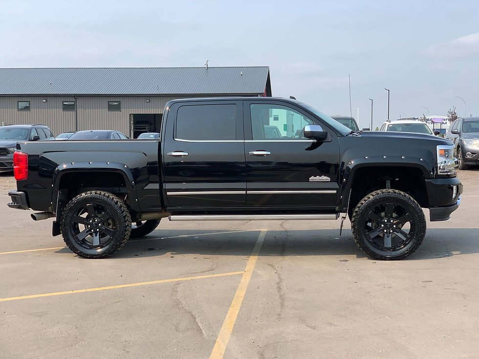 Thumbnail: 2018 CHEVROLET SILVERADO 1500 HIGH COUNTRY 6.2L LIFTED 75,690KM