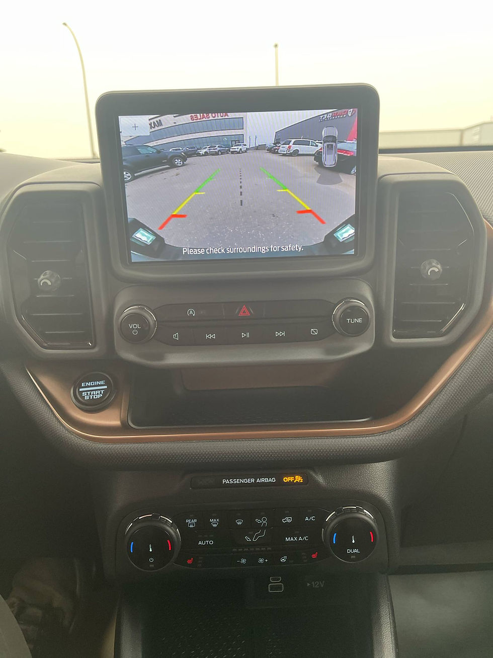 Thumbnail: 2024 Ford Bronco SPORT Outer Banks Sport 4x4 3 cyl