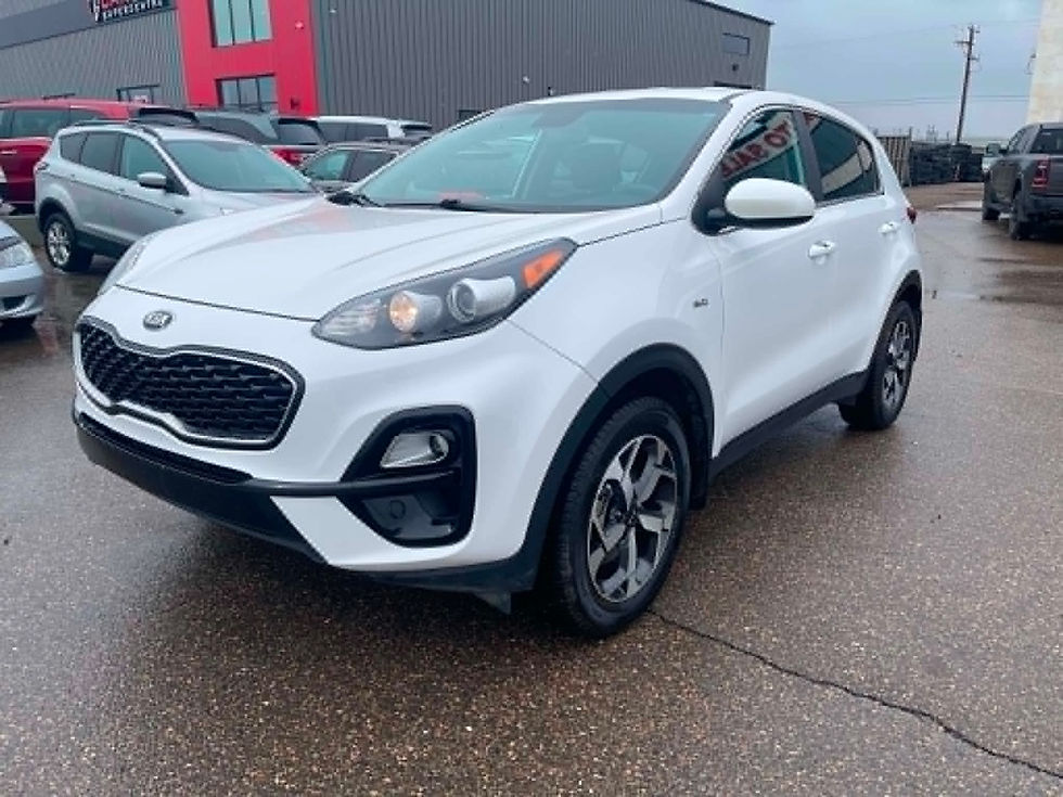 Thumbnail: 2020 Kia Sportage LX AWD 2.4L – 99,585 KM