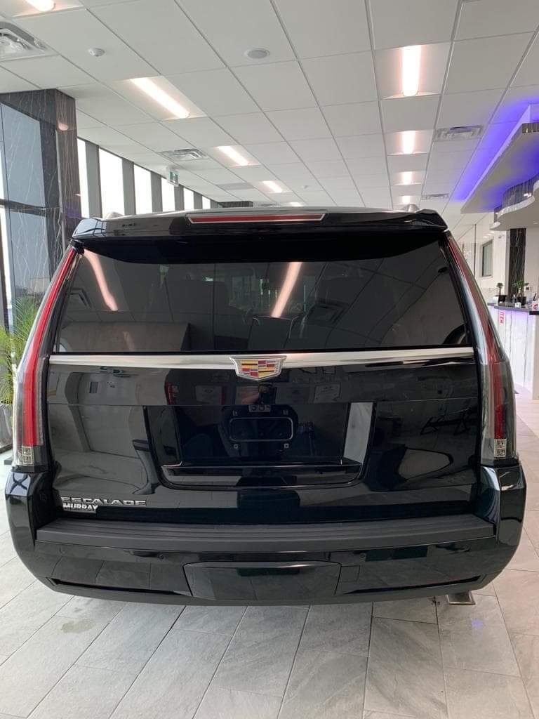 Thumbnail: 2020 Cadillac Escalade Premium Luxuary 6.2L 4x4 14,320km 420HP 10 SPEED W/Magnet