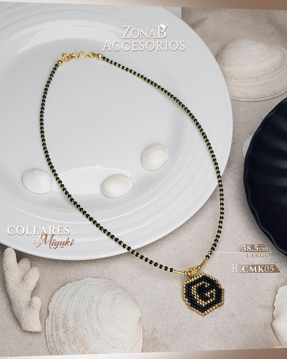 Miniatura: Collar de Miyuki de Inicial R.CMK05